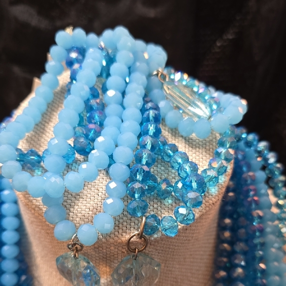 Sassy Jones Vibrant Aqua Necklace and Earring Set - Picture 2 of 3